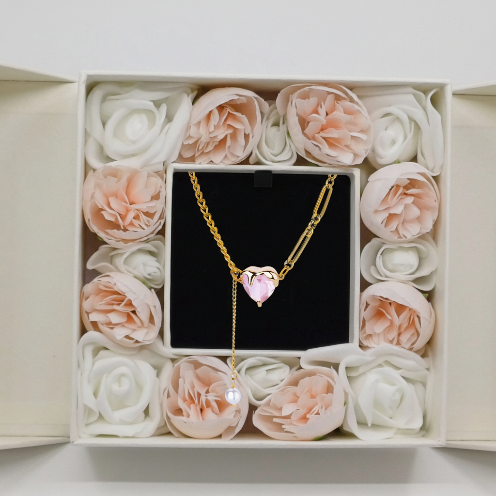 Beverley in Peach & White Gift Box