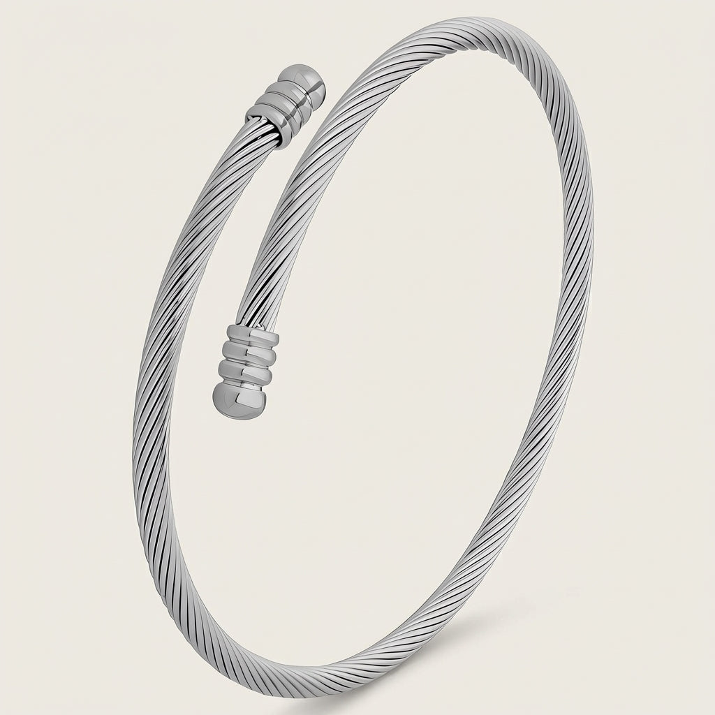 Amara Twist Cuff